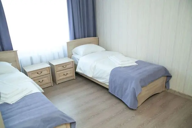 Tek Büyük Yataklı Oda, Ortak Banyo
