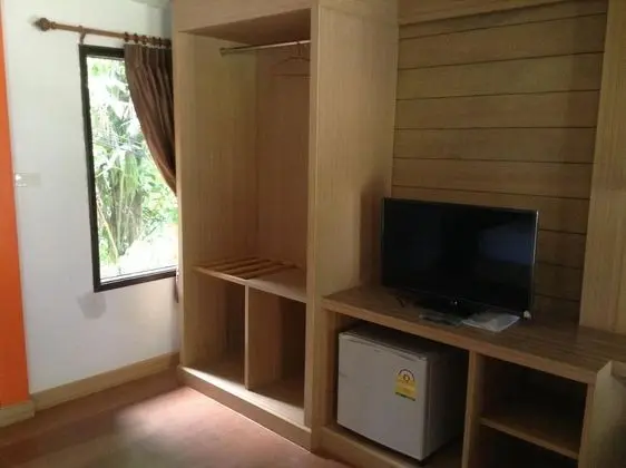 Bamboo Cottage with Air Conditioner