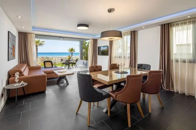 Luxury Apart Daire, 2 Yatak Odası, Deniz Manzaralı, Denize Sıfır
