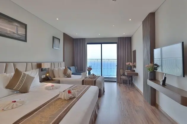 Deluxe Üç Kişilik Oda