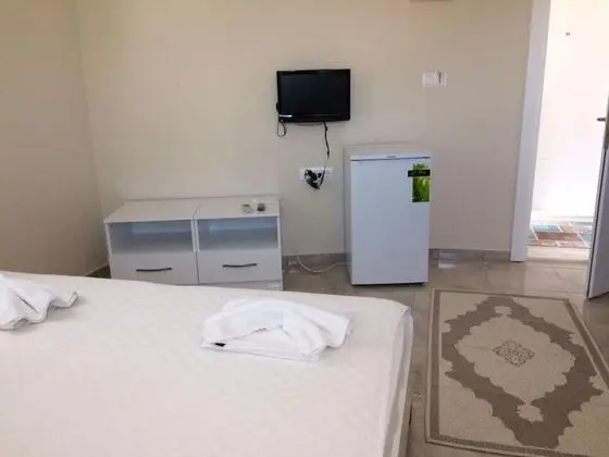 Aile Odası, Bahçe Manzaralı, Balkonsuz