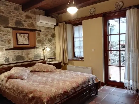 Tek Büyük Yataklı Oda, Teras (Ptelea)