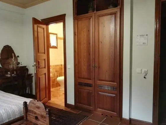 Üç Kişilik Oda, Dağ Manzaralı (Dryopi)