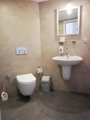 Üç Kişilik Oda