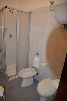 Standard Üç Kişilik Oda
