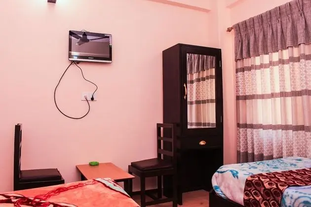 Deluxe Tek Büyük Yataklı Oda, 2 Yatak Odası, Özel Banyo, Tepe Manzaralı