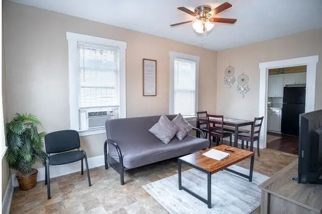 Ev (2 Bedrooms)