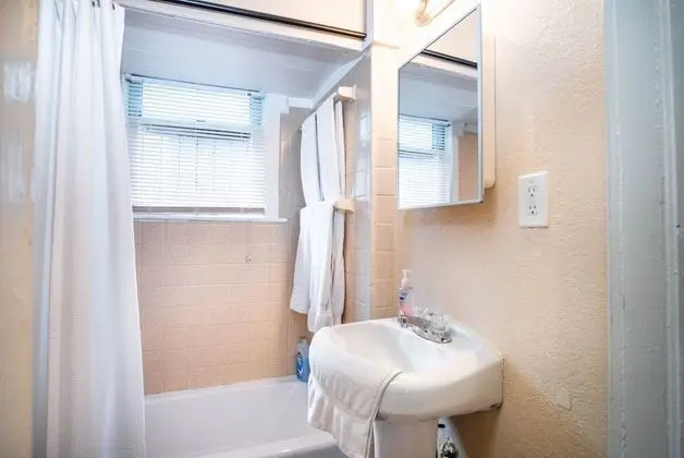 Ev (2 Bedrooms)