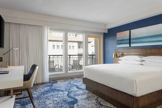 Süit, 1 En Büyük (King) Boy Yatak ve Çekyat, Balkon (Mobility/Hearing Accessible, Tub)