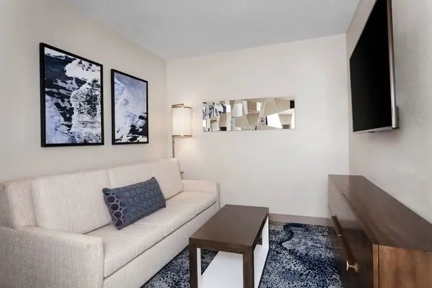Süit, 1 En Büyük (King) Boy Yatak ve Çekyat, Balkon (Mobility/Hearing Accessible, Tub)