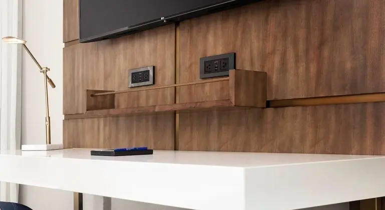 Süit, Birden Çok Yatak, Balkon, Denize Sıfır (Balcony)