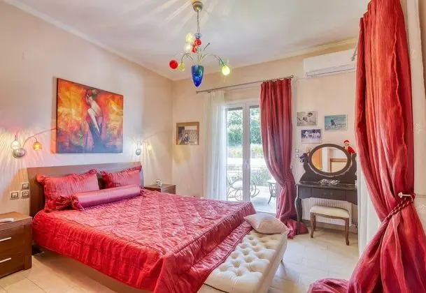 Family Villa, Birden Çok Yatak, Bahçeli (Villa Virginia With Private Pool)
