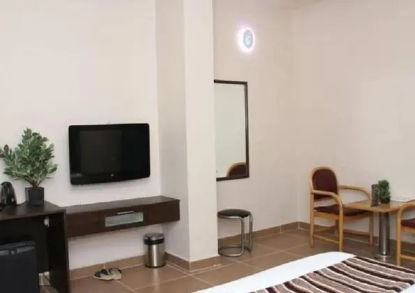 Deluxe Tek Büyük veya İki Ayrı Yataklı Oda, 1 En Büyük (King) Boy Yatak, Tepe Manzaralı