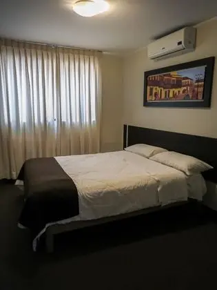 Classic Büyük Yataklı Tek Kişilik Oda