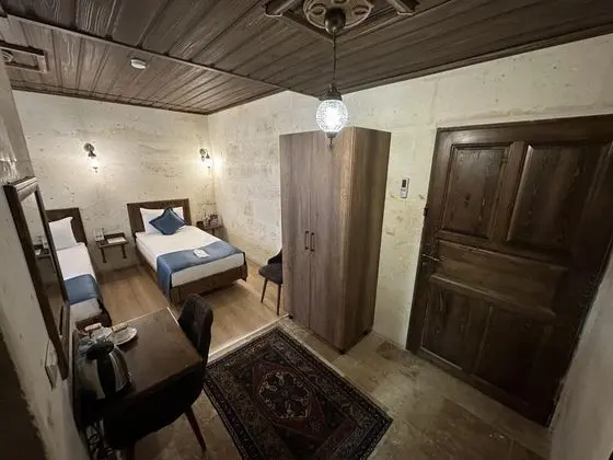 Aile Odası, Simge Yapı Manzaralı