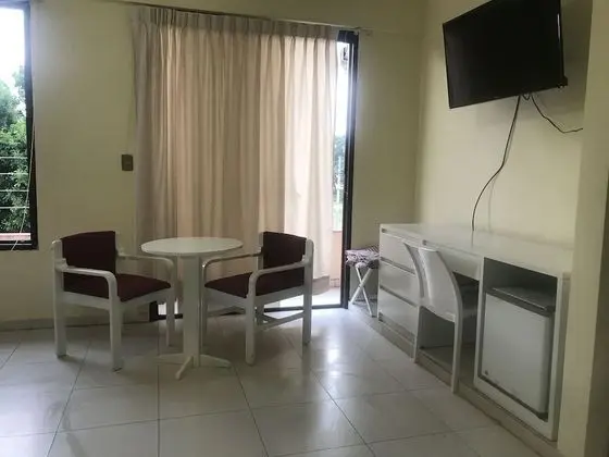 Basic Tek Büyük Yataklı Oda, 1 Büyük (Queen) Boy Yatak