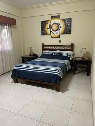 Basic Tek Kişilik Oda, 1 Büyük (Queen) Boy Yatak