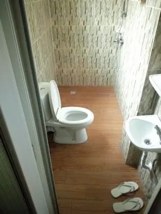 Basic Oda, Karma Ranzalı Oda, Sigara İçilmez, Dağ Manzaralı