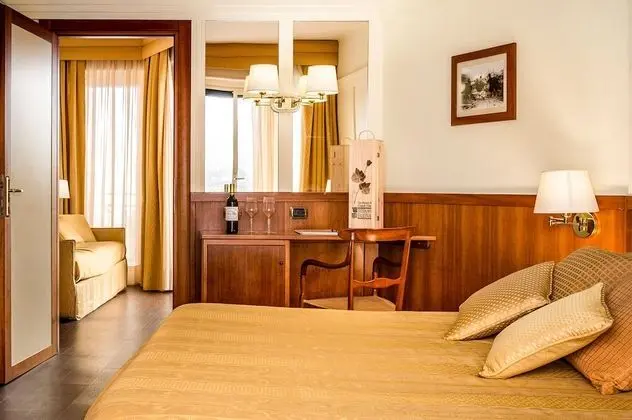 Superior Junior Suite, balcone, vista mare ( Portobello)