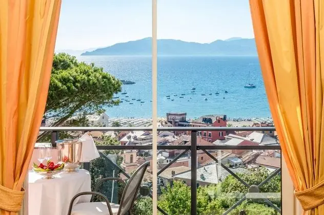 Superior Junior Suite, balcone, vista mare ( Portobello)