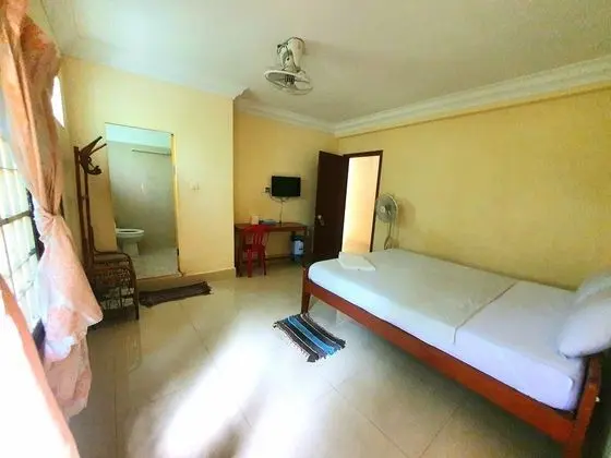 Basic Tek Büyük Yataklı Oda