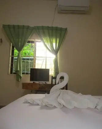 Basic Tek Büyük Yataklı Oda