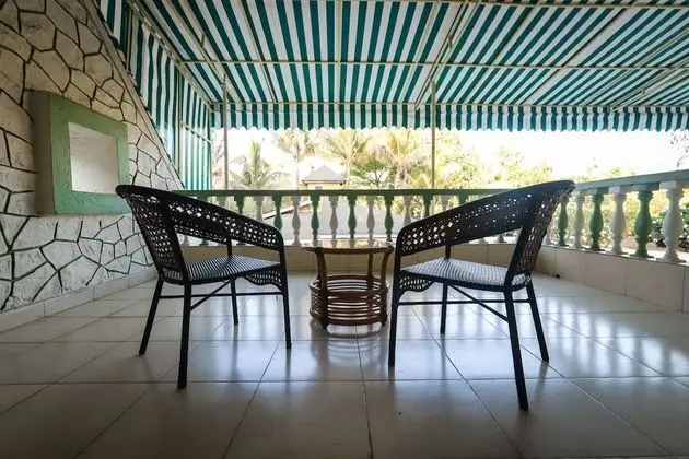 Deluxe Tek Büyük Yataklı Oda, Bahçe Manzaralı