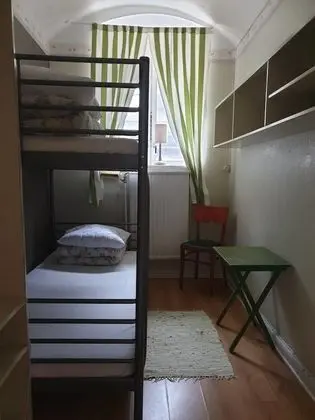 Basic Tek Büyük Yataklı Oda
