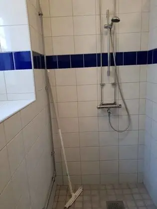 Basic Tek Büyük Yataklı Oda