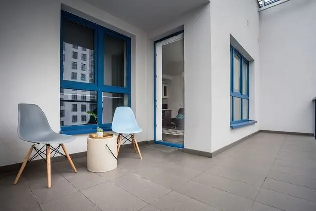 Apart Daire, 1 Çift Kişilik Yatak ve Çekyat (Kaczorowskiego 7/285)