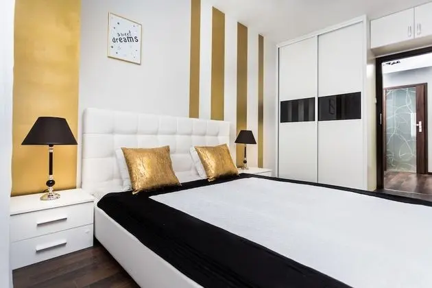 Apart Daire, 1 Çift Kişilik Yatak, Sigara İçilmez