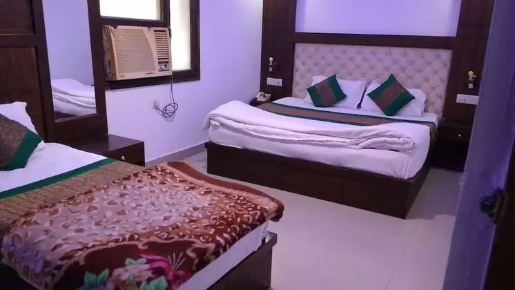 Deluxe Üç Kişilik Oda, Birden Çok Yatak