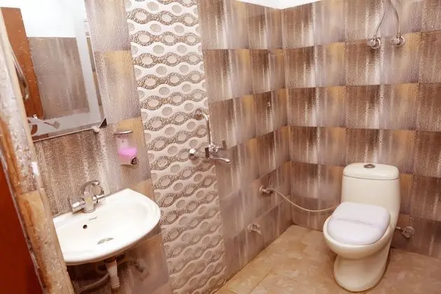 Deluxe Üç Kişilik Oda, Birden Çok Yatak
