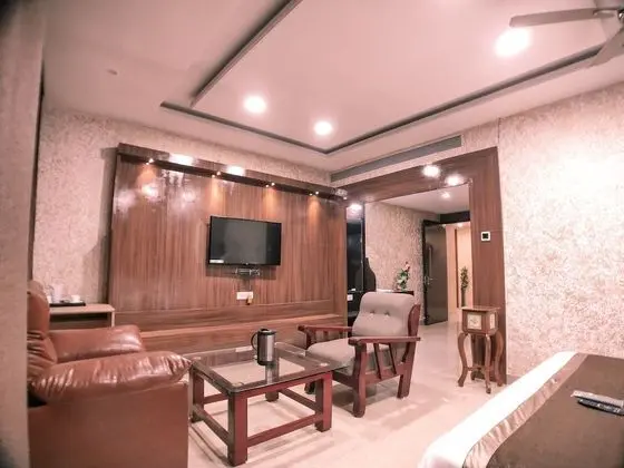 Royal Tek Büyük Yataklı Oda