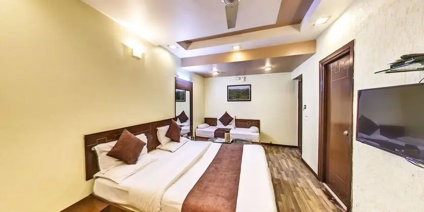 Deluxe Tek Büyük veya İki Ayrı Yataklı Oda, Birden Çok Yatak, Sigara İçilmez