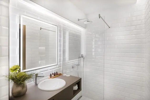 Superior room with French balcony