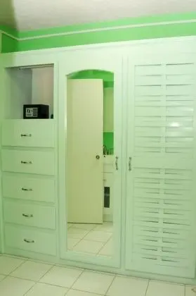 Basic Tek Büyük Yataklı Oda