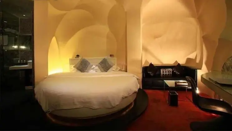 Classic Tek Büyük Yataklı Oda