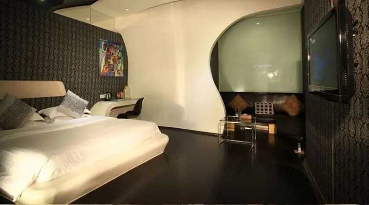 Deluxe Tek Büyük Yataklı Oda