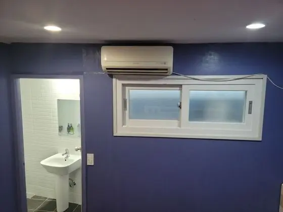 Ev