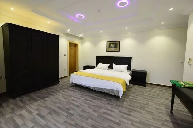 Apartment Two Bedroom With Kitchen
