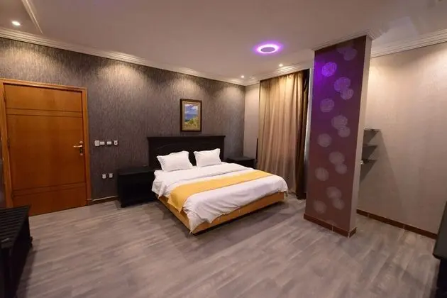 Apartment Two Bedroom With Kitchen
