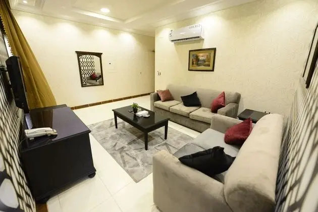 Apartment Two Bedroom With Kitchen