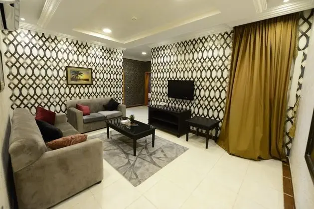Apartment Two Bedroom With Kitchen