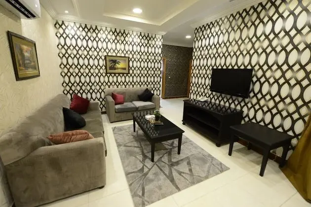 Apartment Two Bedroom With Kitchen