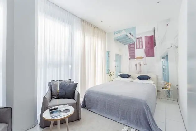 Studio Apartment Senior