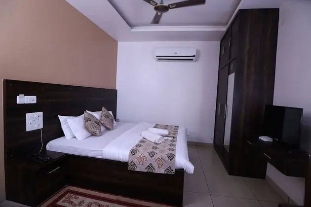 Deluxe Tek Büyük Yataklı Oda