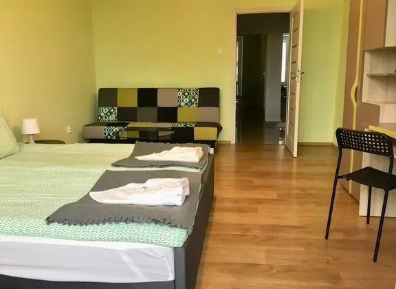 Family Apart Daire, Birden Çok Yatak, Sigara İçilmez