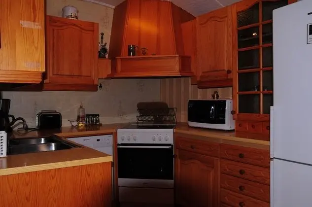 Krossen apt 1.First floor 2 bedrooms, Fjord View