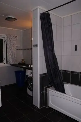 Krossen apt 1.First floor 2 bedrooms, Fjord View